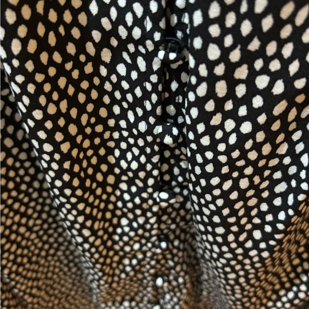 Nine West Monochrome Patterned button blouse